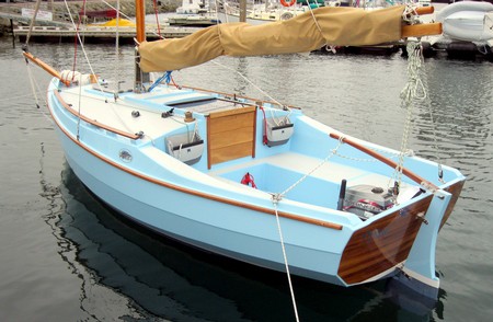 Cape Cutter 19 GRP trailer sailer